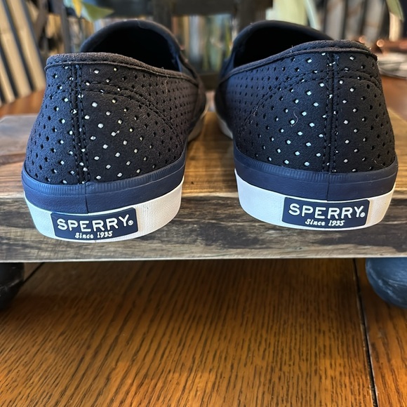 Navy Blue Sperry Topsiders Size 8 - Picture 4 of 7